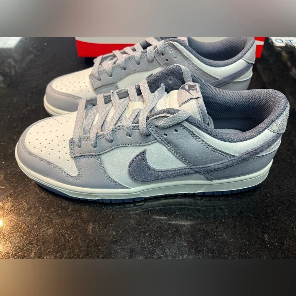 Sz various Nike Dunk Low SE Light Carbon